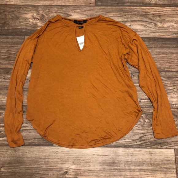 Forever 21 Tops - Forever 21 Contemporary Top - Size Small - NWT